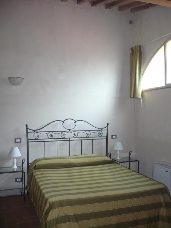 Casa Vacanze "Casale Al Pino" Riparbella Exterior foto