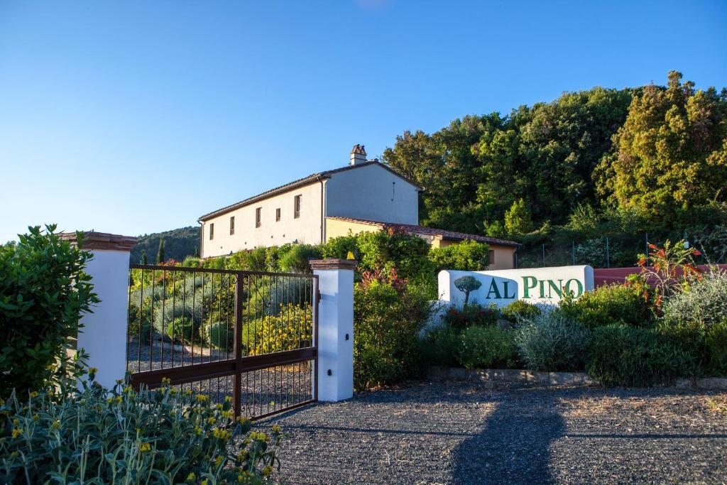 Casa Vacanze "Casale Al Pino" Riparbella Exterior foto