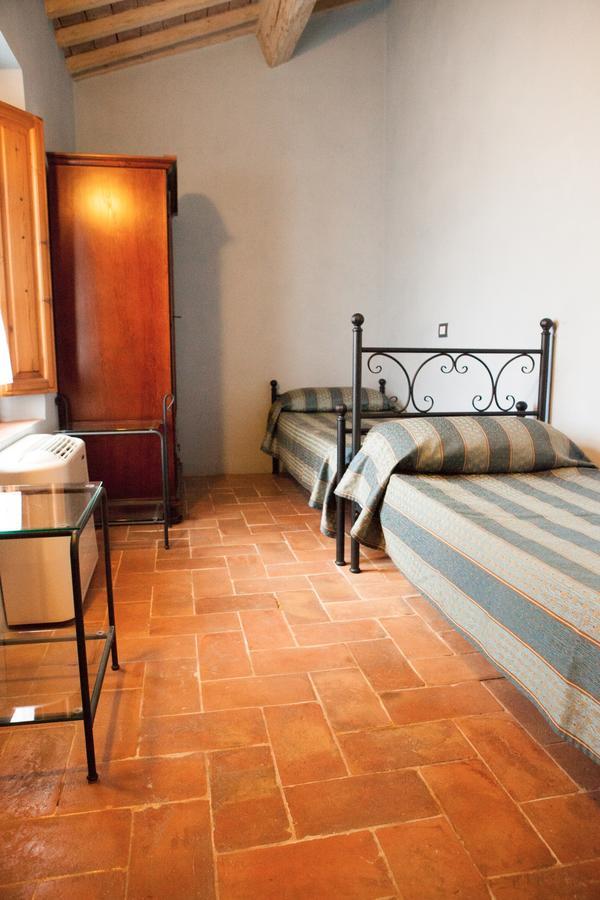 Casa Vacanze "Casale Al Pino" Riparbella Exterior foto