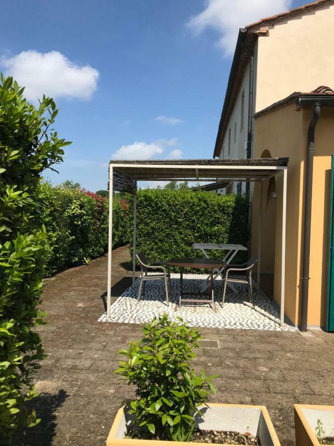 Casa Vacanze "Casale Al Pino" Riparbella Exterior foto